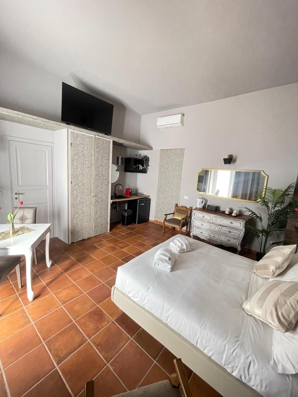 Lucilla'S Suite San Pietro Station 로마 외부 사진